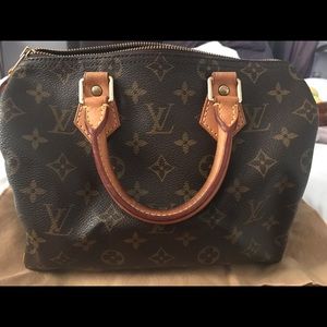 Louis Vuitton speedy 25