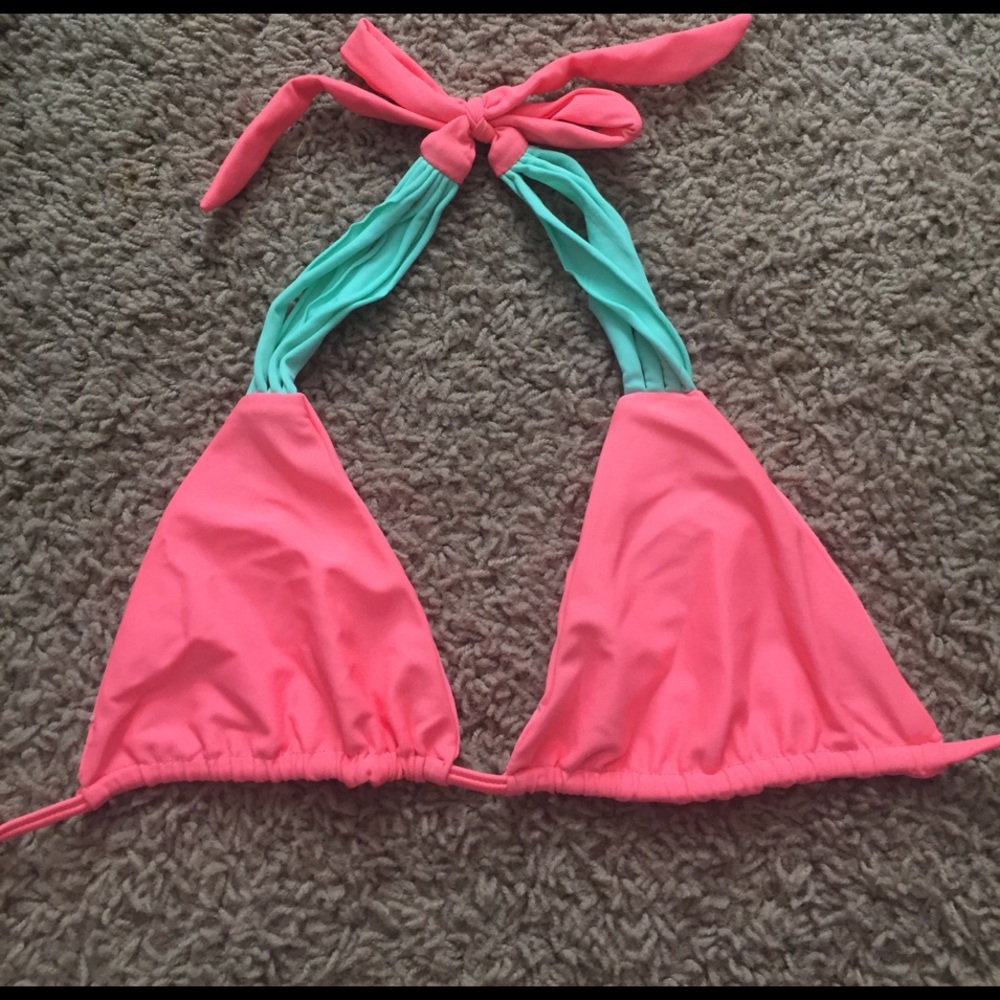 Bikini Set - Picture 2 of 4