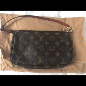 Louis Vuitton Pochette