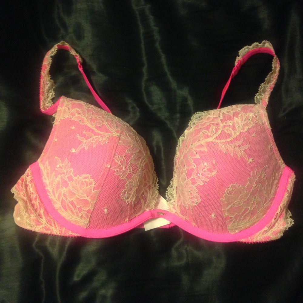 Victoria Secret Push Up Bra Size 34C
