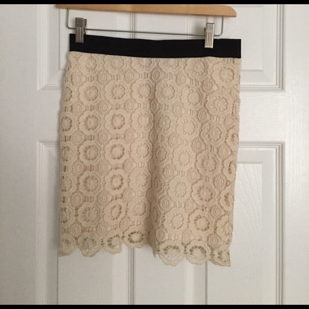 Ivory face pretty skirt
