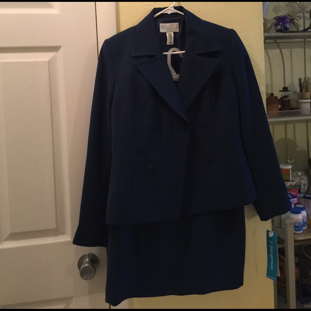 Liz Claiborne 2 piece suit outfit