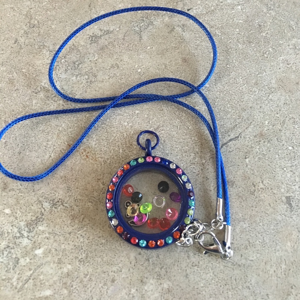 Floating Magnetic Locket