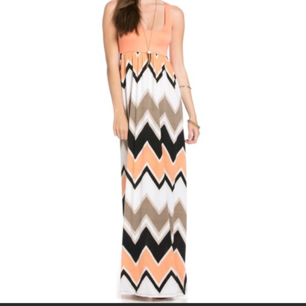 🎀sale🎀chevron print maxi dress - Picture 2 of 3