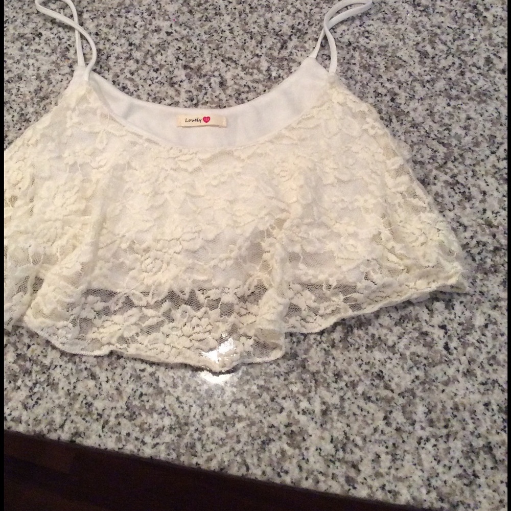💟Lace flowy crop top tank💟