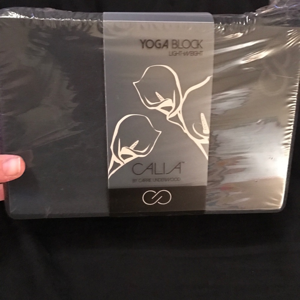 Calia by Carrie Underwood. yoga block. New!