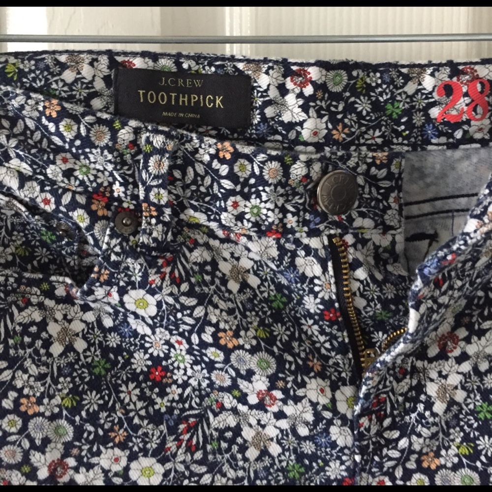 ⬇️REDUCED! HOSTPICK J.Crew Liberty toothpick jeans - Picture 3 of 5