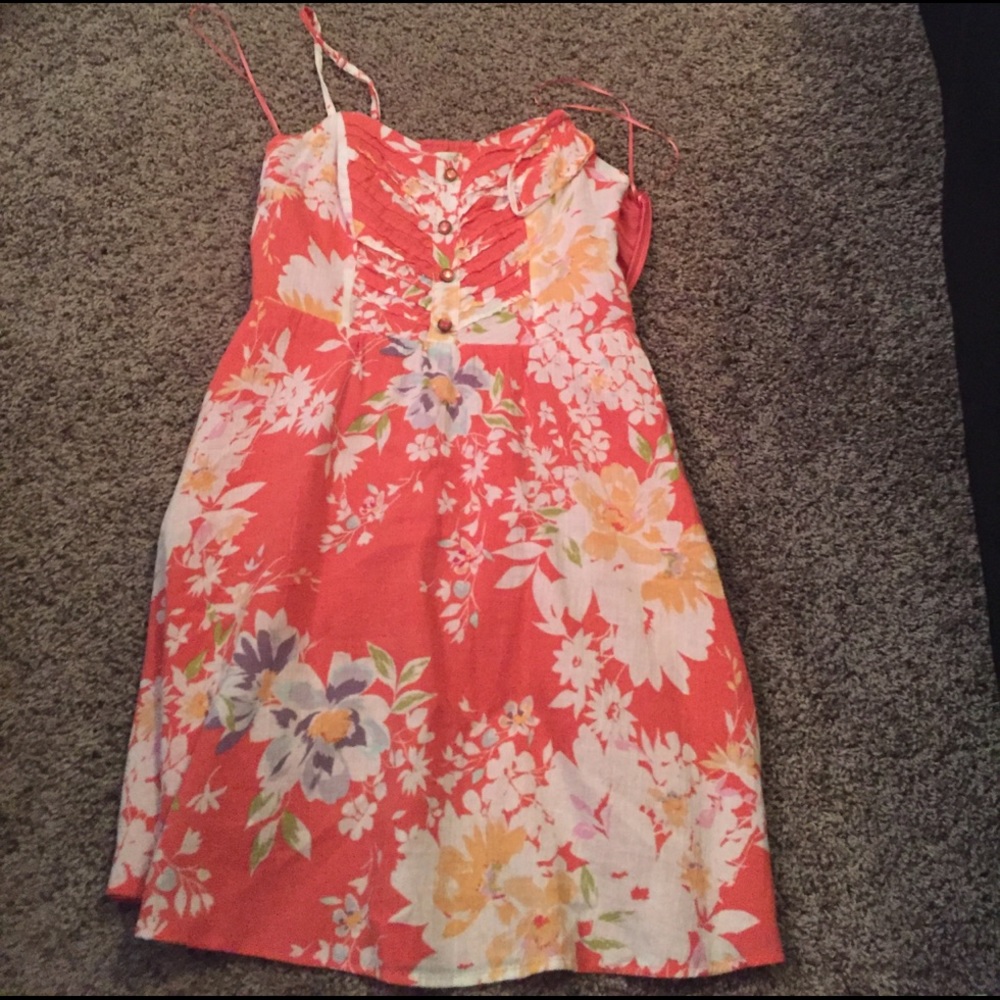 Very fun summer dress!!
