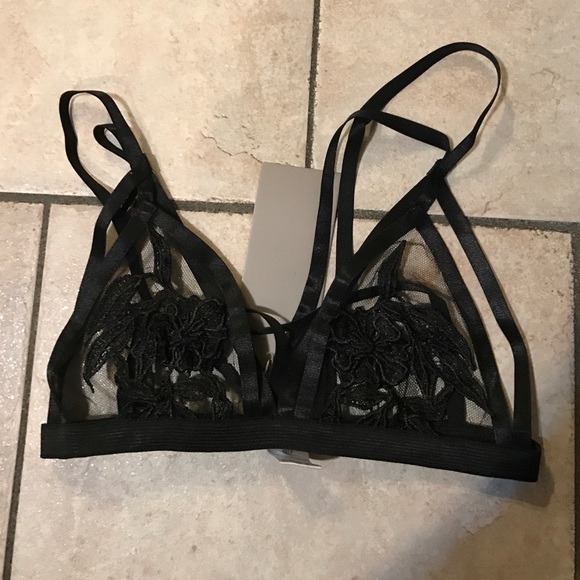 Tops - Bra Top