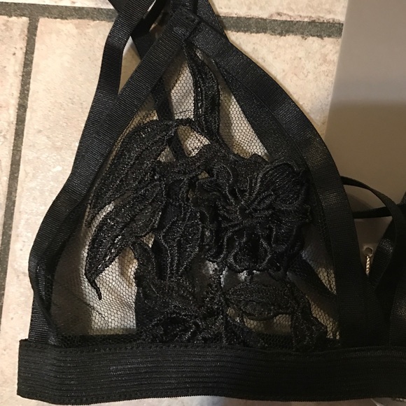 Bra Top - Picture 2 of 2