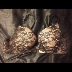 Victoria Secret Angles Secret Embrace Bra Size 34C