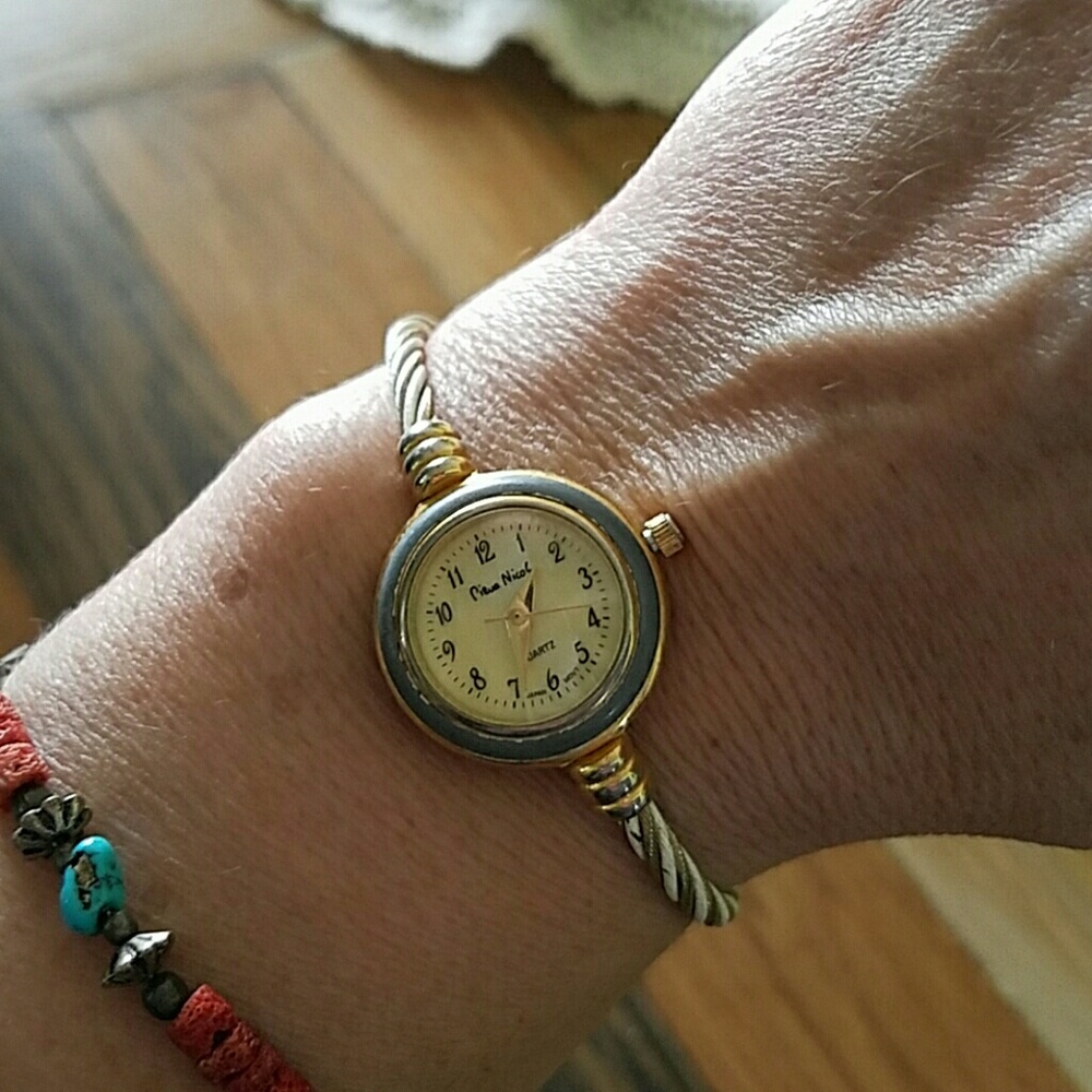 Pieve Nicol watch
