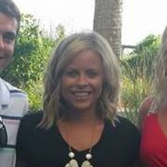 Meet your Posher, Stephanie - Picture 1 of 1