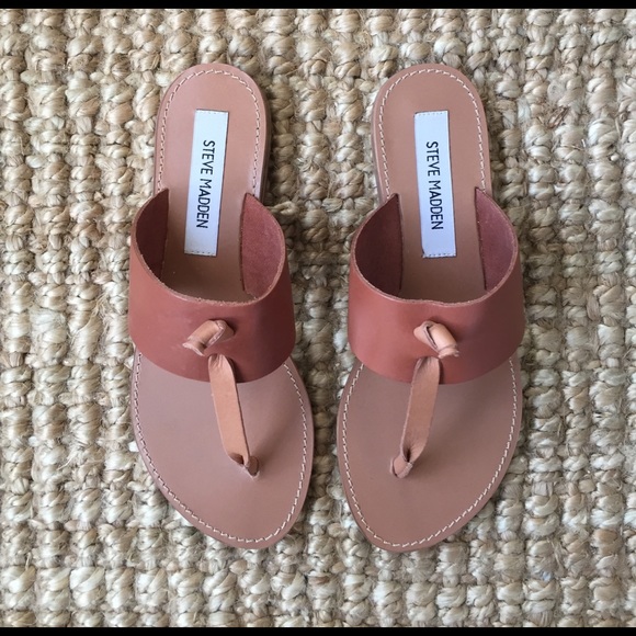 ‼️ONE LEFT‼️ NWT Steve Madden Sandal - Picture 2 of 5