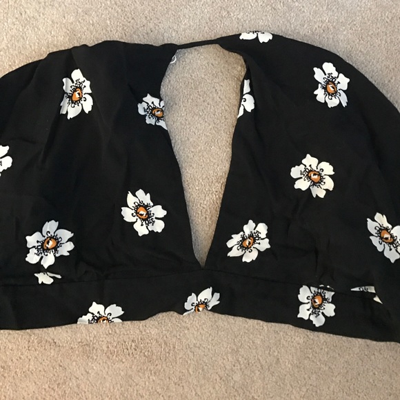 Zara Crop Top - Picture 2 of 4