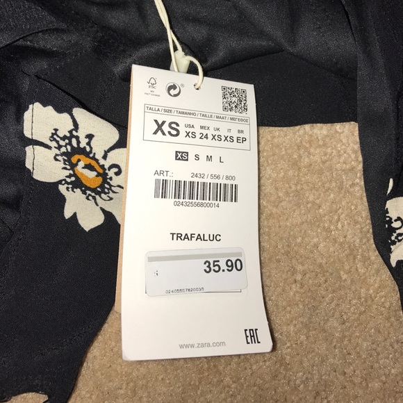 Zara Crop Top - Picture 4 of 4