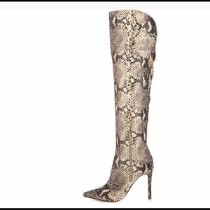 Guess Naddy thigh high boot brand new