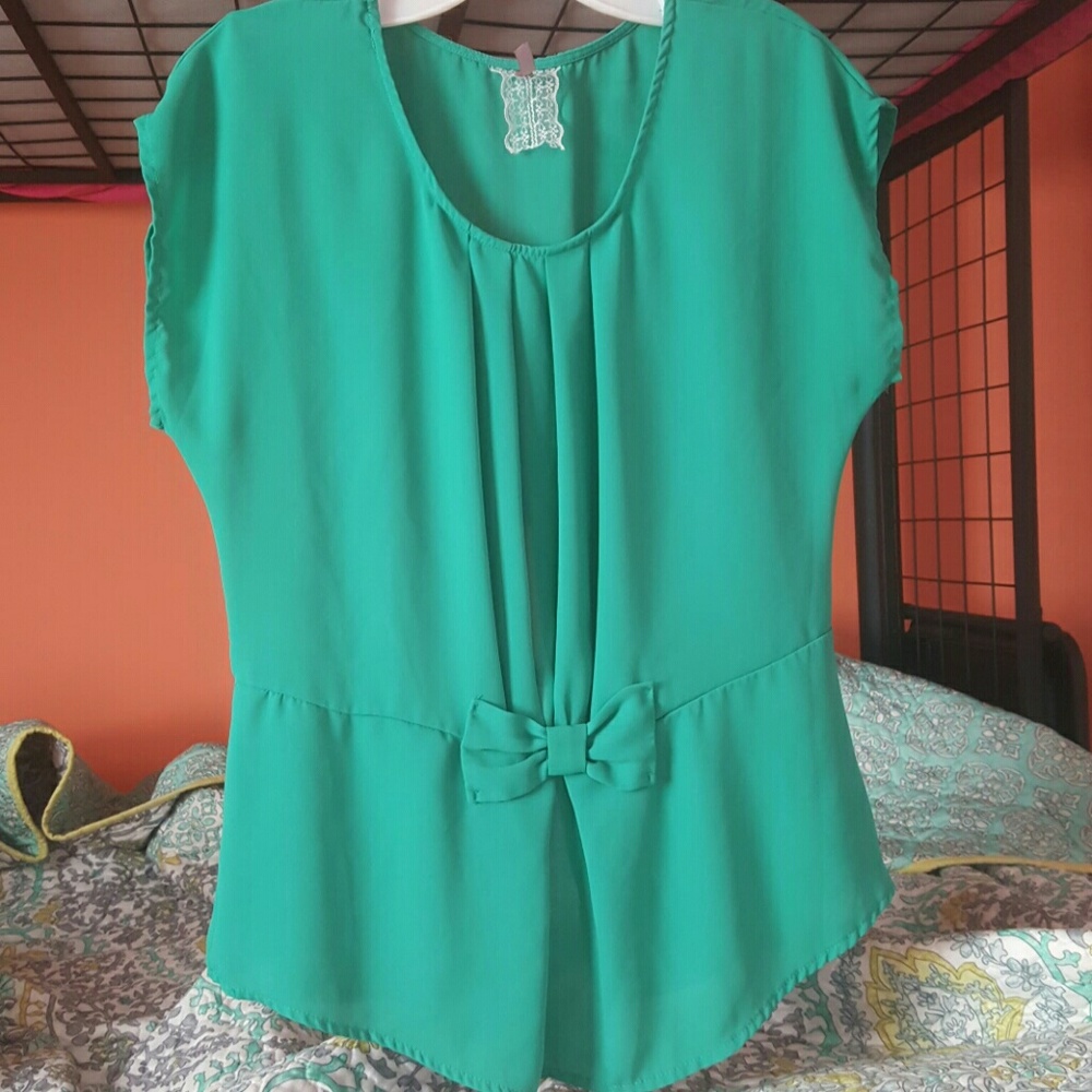Super cute top!