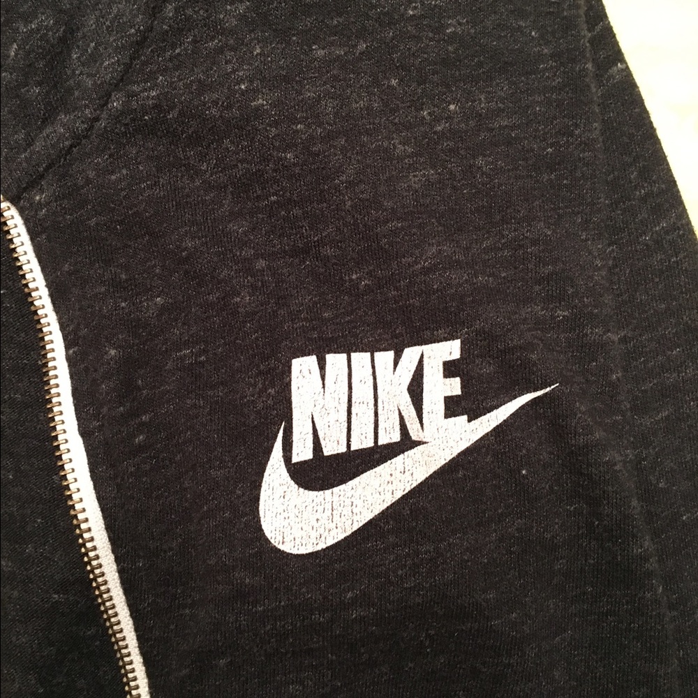 Vintage nike zip-up
