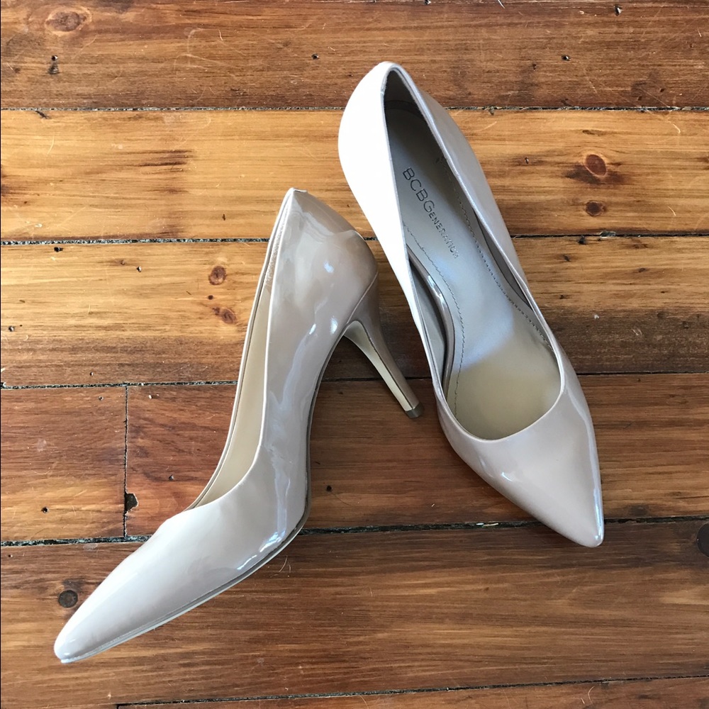 BCBG Nude Pumps