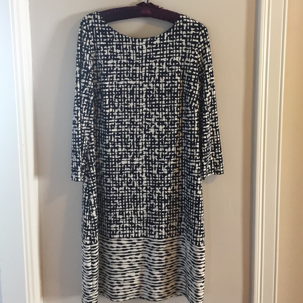 Navy and white Vince Camuto Dress size 10