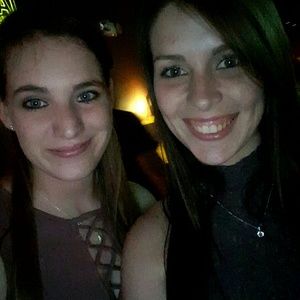 Meet your Posher, Emilee