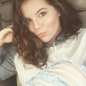 Meet your Posher, Katelyn