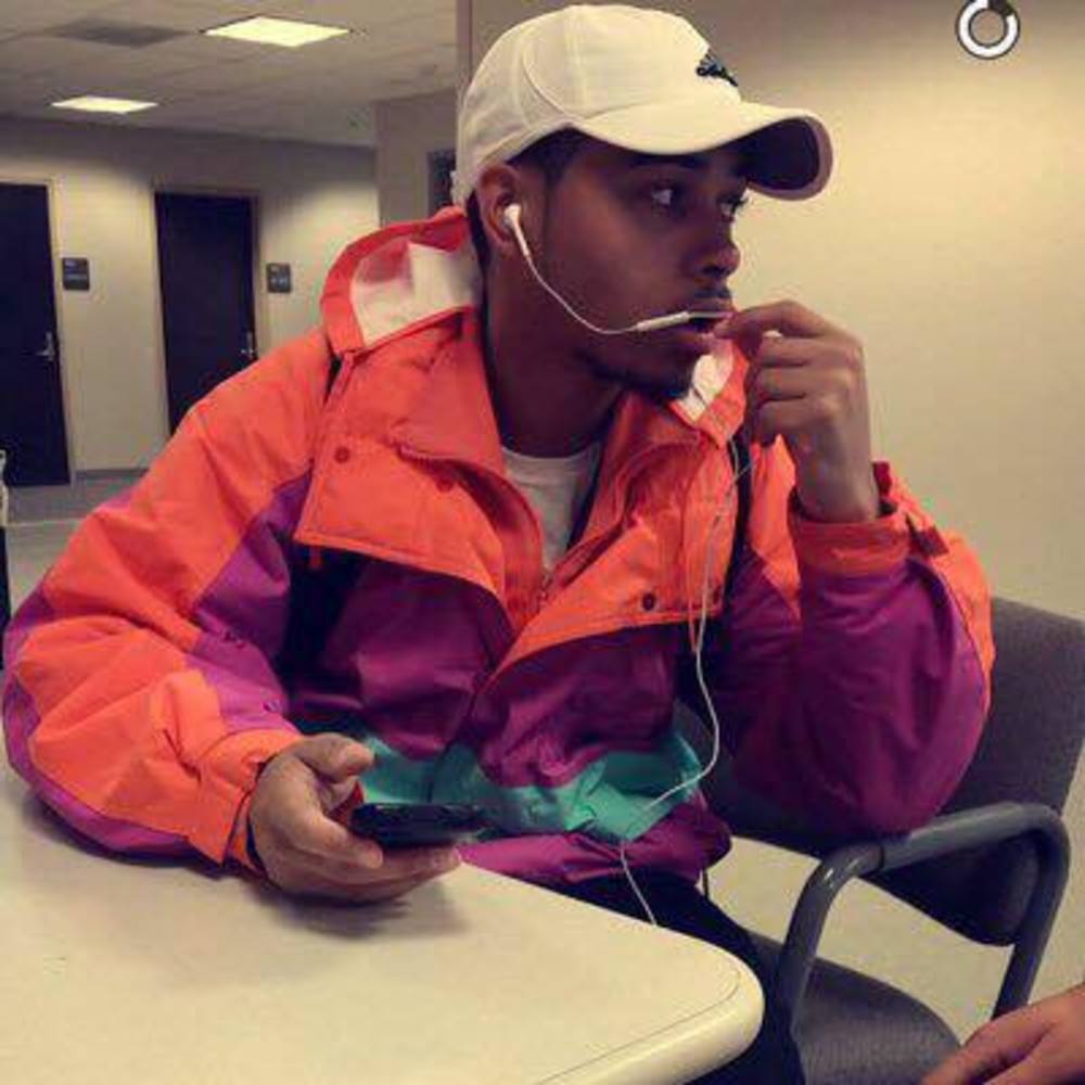 Meet your Posher, Mazee