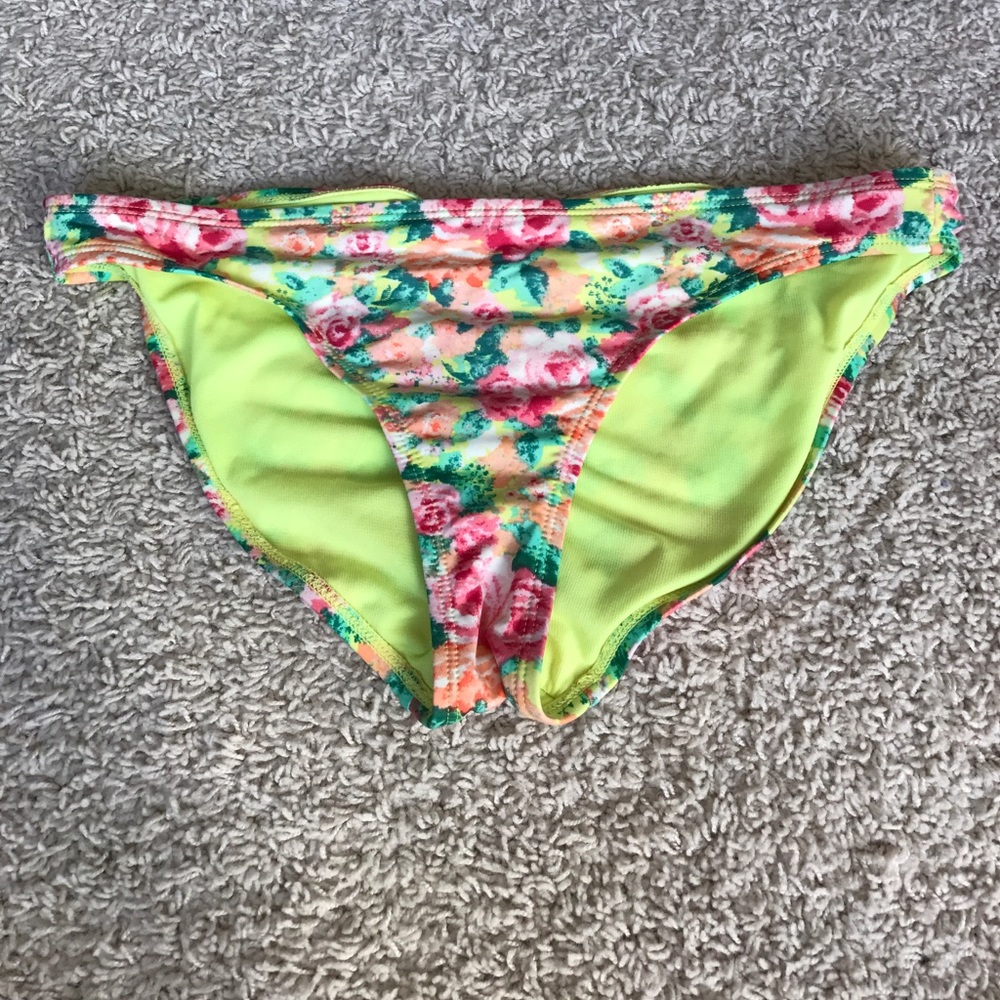 floral patterned bikini bottoms