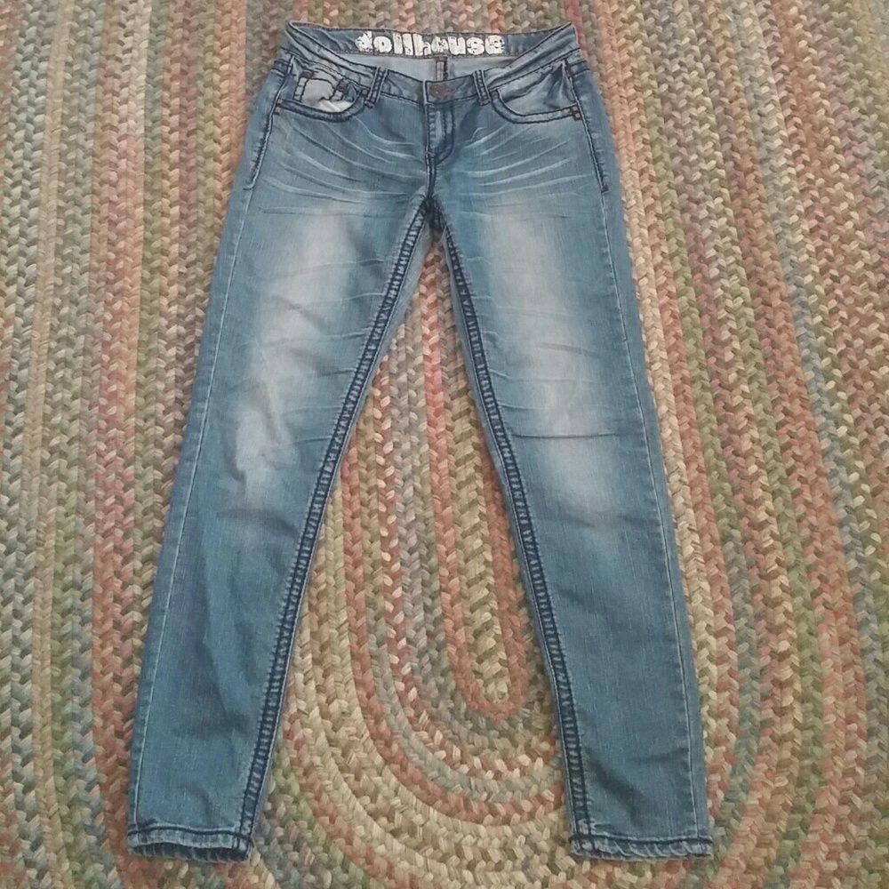 Dollhouse Skinny Jeans in size 11
