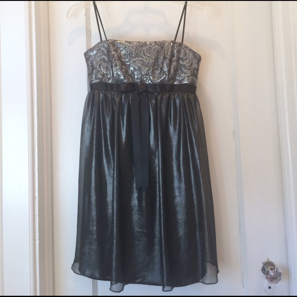 Jessica McClintock dress! Silver brocade!