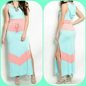 🤑Sold🤑Mint & Peach Dress