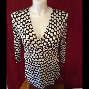 Size XL, Womens tunic black and white top