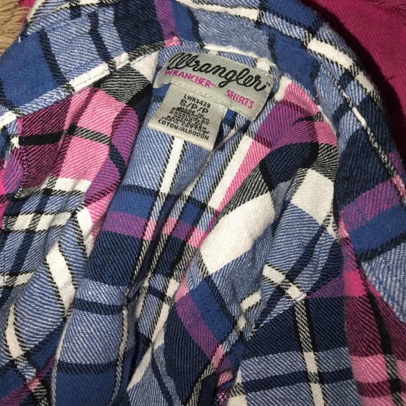 Flannels - Picture 2 of 7