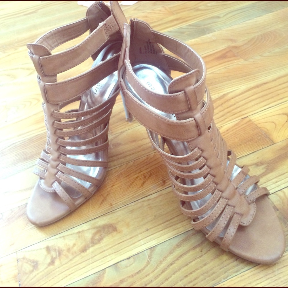 Madden Girl brown heels