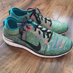 Nike free tr flyknit
