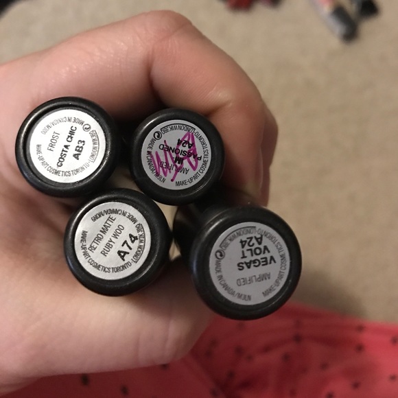 Mac lipsticks - Picture 2 of 3