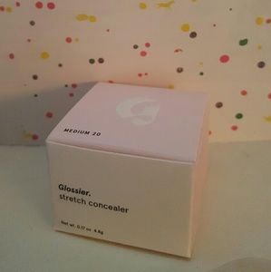 Glossier Stretch Concealer: Medium