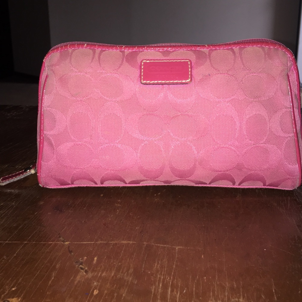 Coach Makeup Bag (Pink)
