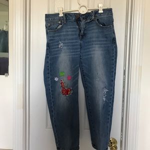 Cropped American Eagle Jeans