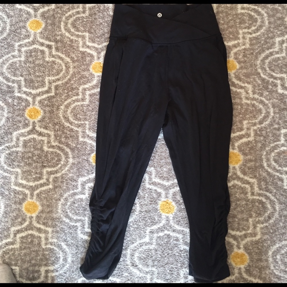 Lululemon yoga pants