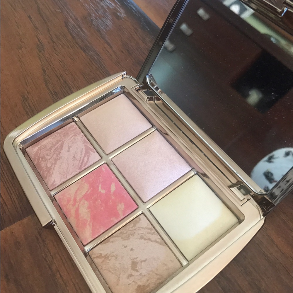 Hourglass Ambient Lighting Edit Palette