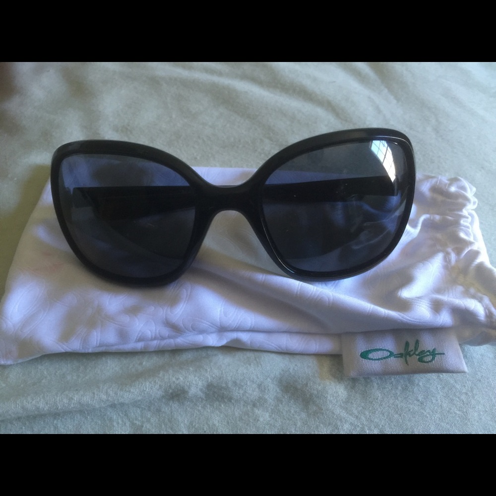 Oakley sunglasses
