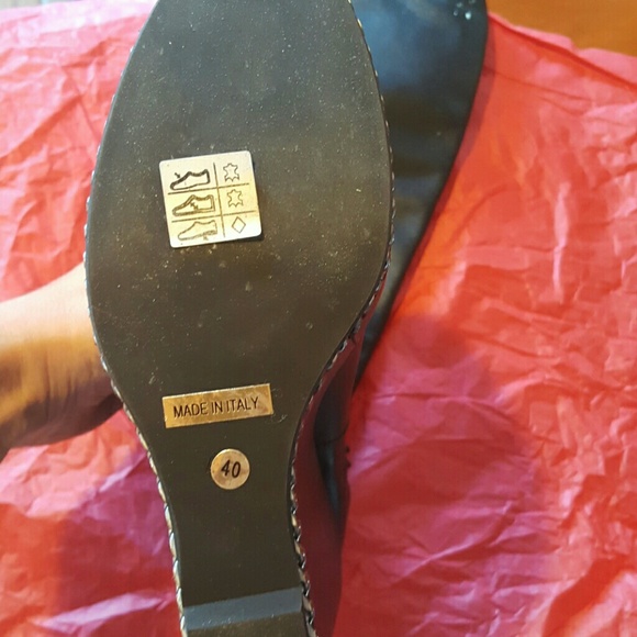 Chuckies leather boots Sz 40 - Picture 3 of 4