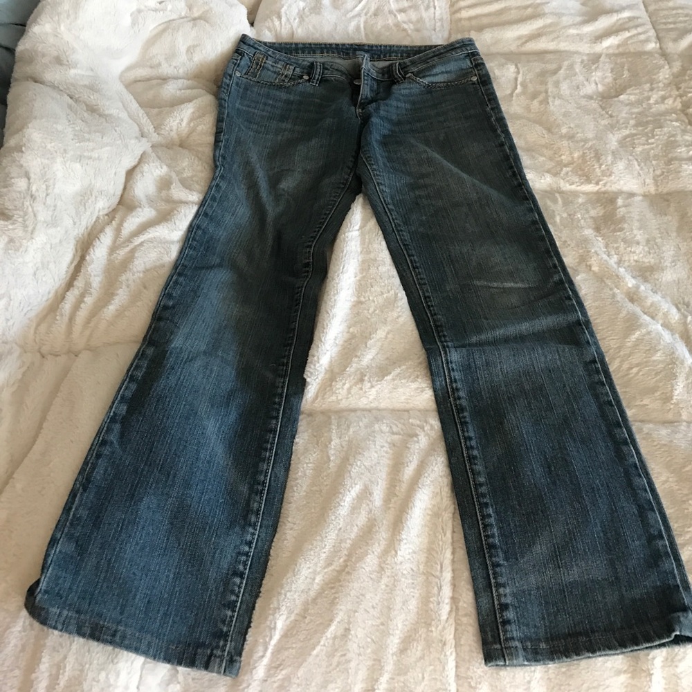 BCGBMAXAZRIA Slim 29 Excellent used condition