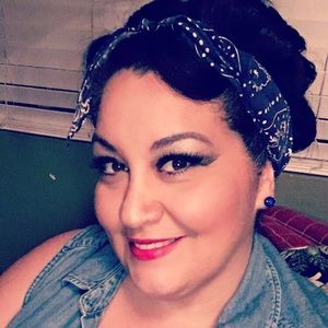 Meet your Posher, Anne