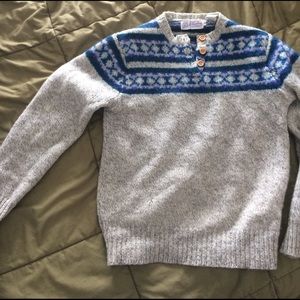 Wool sweater w/ wooden buttons