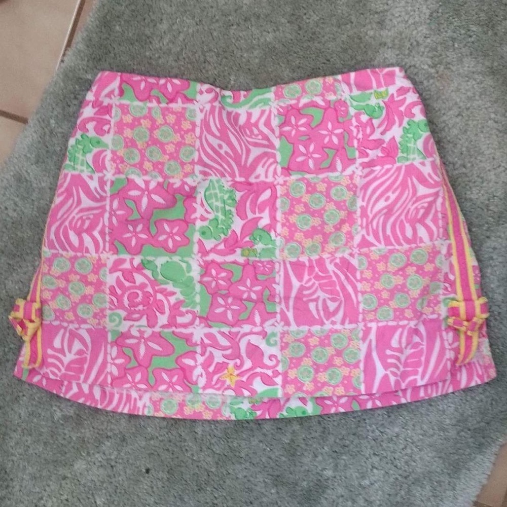 Kids pink and green turtle skort