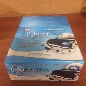 Quest Nutrition Cookies and Cream Bars