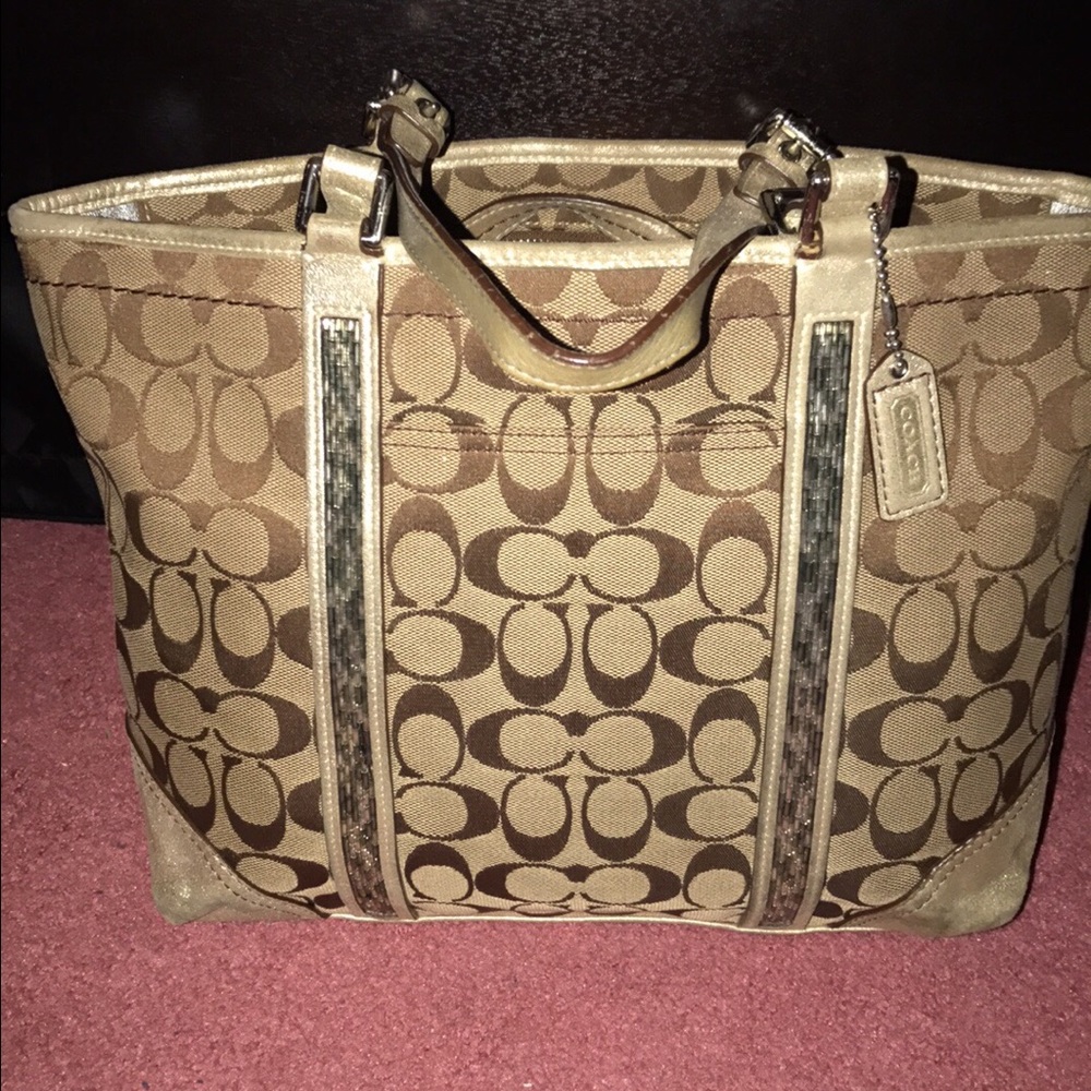 Coach authentic